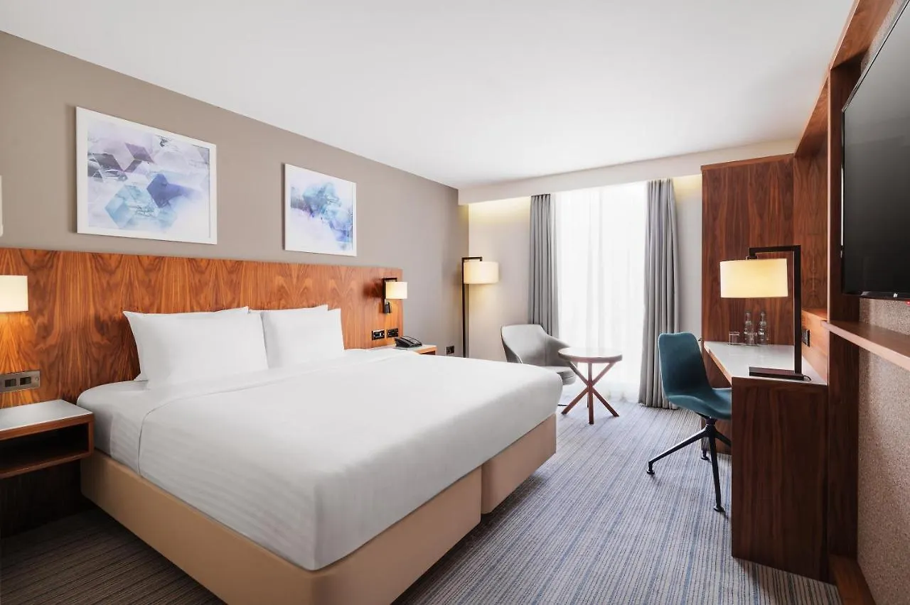 Hotel Courtyard By Marriott London Gatwick Airport Crawley   Crawley (West Sussex)