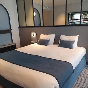 *** מלון De France Gare De Lyon Bastille צרפת