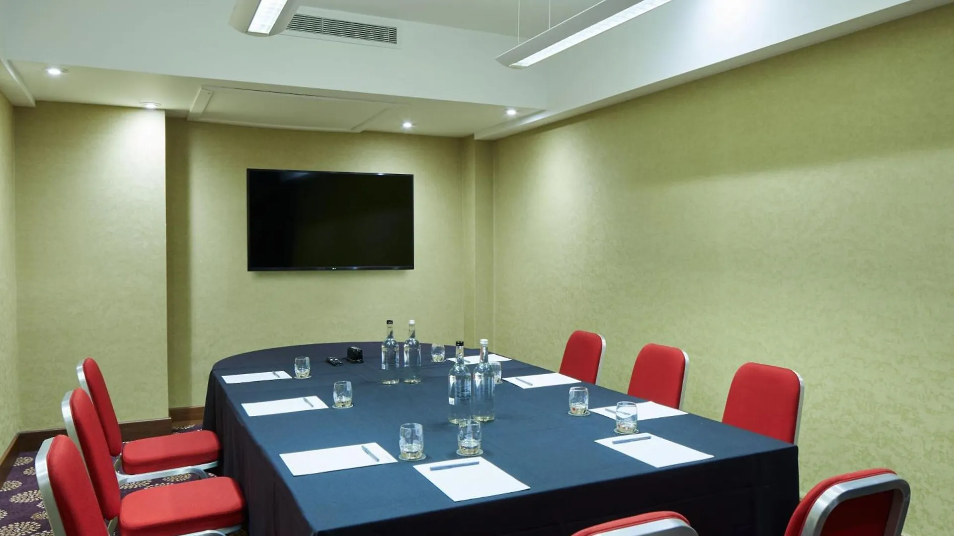 Courtyard By Marriott London Gatwick Airport Ξενοδοχείο Κρόουλι Ηνωμένο Βασίλειο