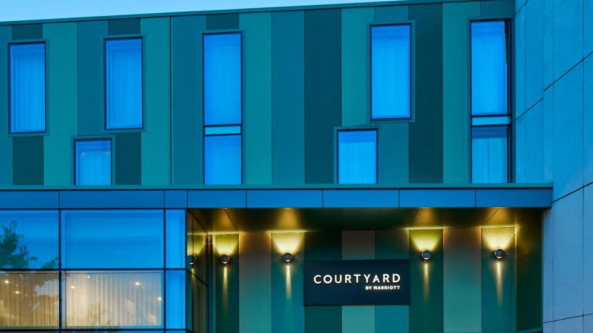 Courtyard By Marriott London Gatwick Airport Ξενοδοχείο Κρόουλι