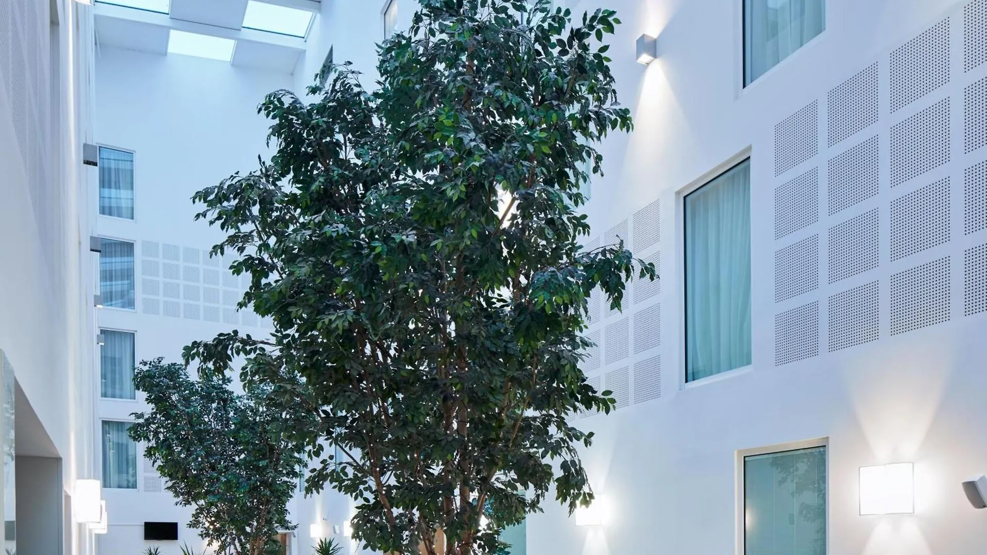 Courtyard By Marriott London Gatwick Airport Ξενοδοχείο Κρόουλι Ηνωμένο Βασίλειο