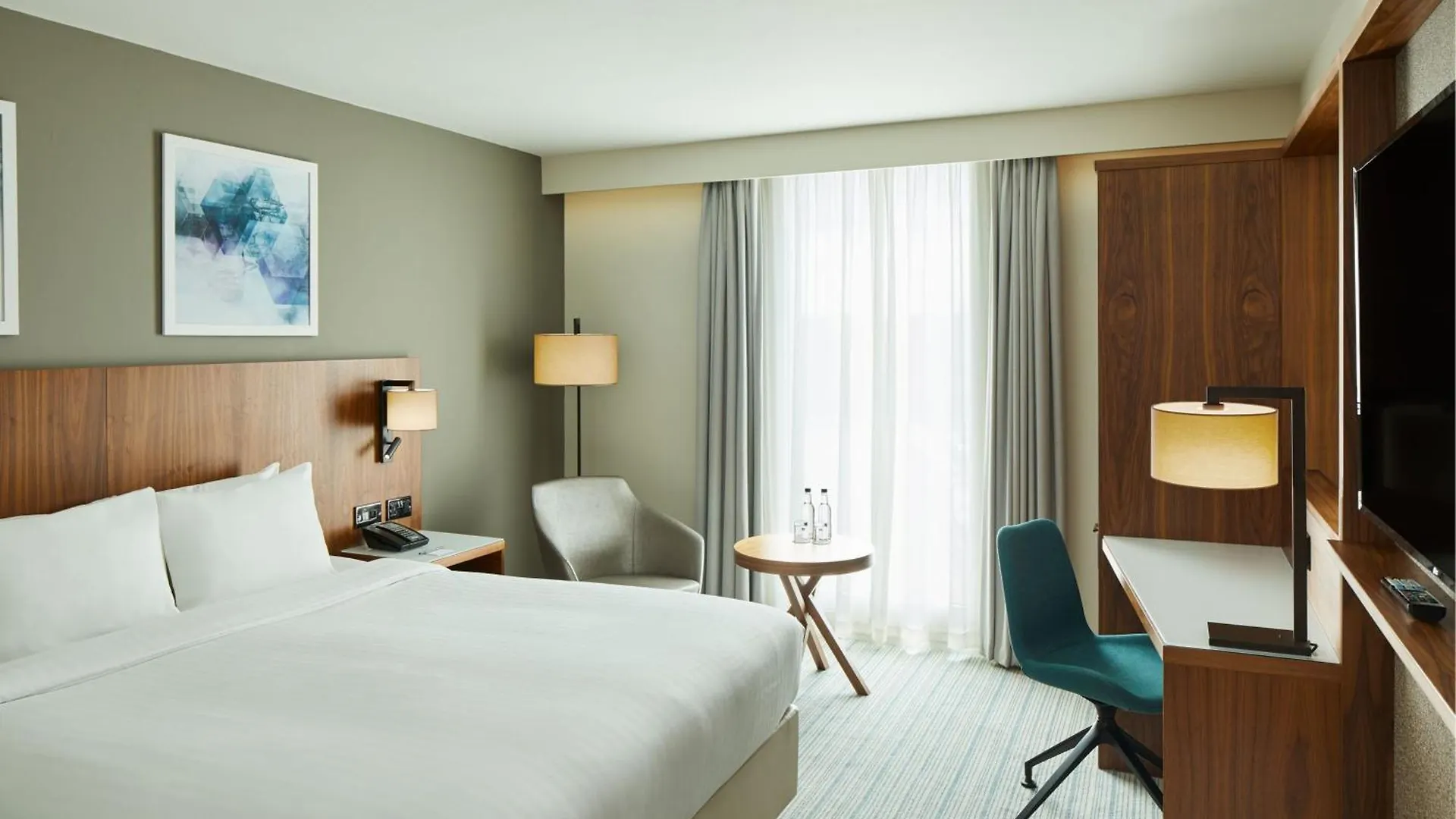 Courtyard By Marriott London Gatwick Airport Ξενοδοχείο Κρόουλι 4*,