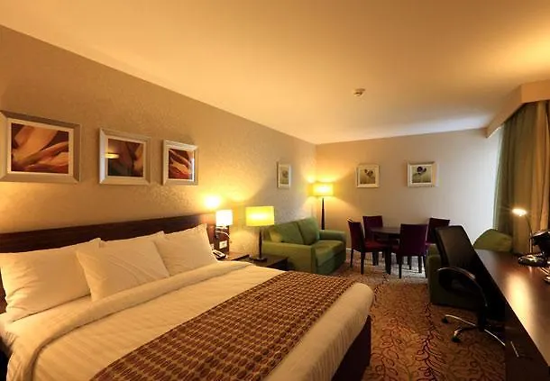 Courtyard By Marriott London Gatwick Airport Ξενοδοχείο Κρόουλι