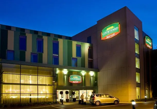 Courtyard By Marriott London Gatwick Airport Ξενοδοχείο Κρόουλι